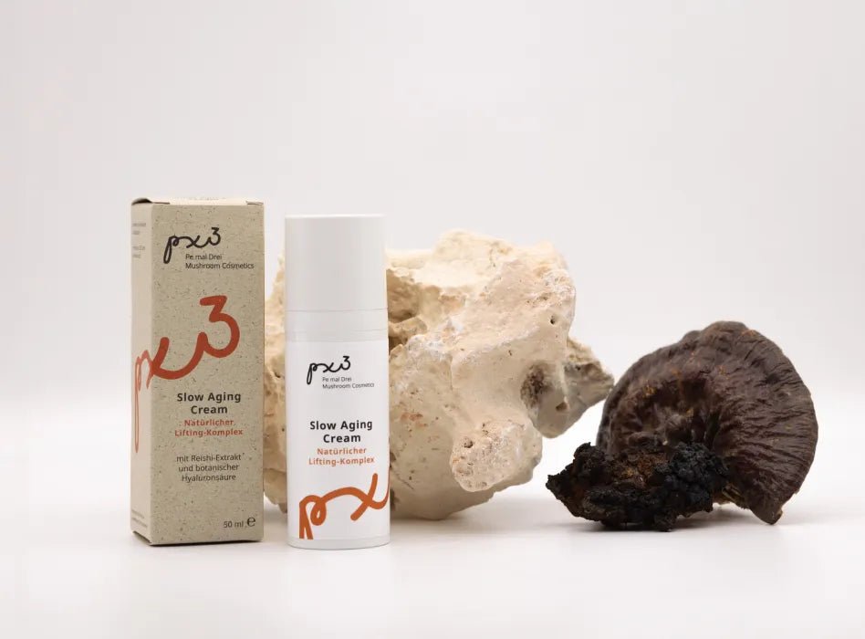 Tages - und Nachtcreme - Pe mal Drei Slow Aging Cream - Natürlicher Lifting - Komplex - NaturkosmetikPe mal Drei Kornkammer Natur