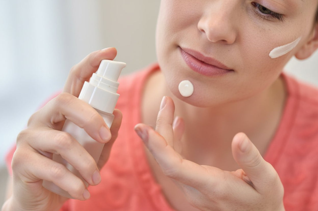 Yogana Happy Summer - 15-300ml Hautpflege für sonnige Tage Frau Gesicht